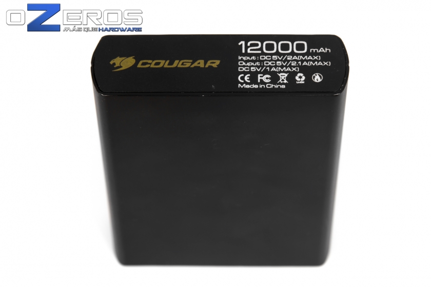 Cougar-Smart-Power-12000mAh-3