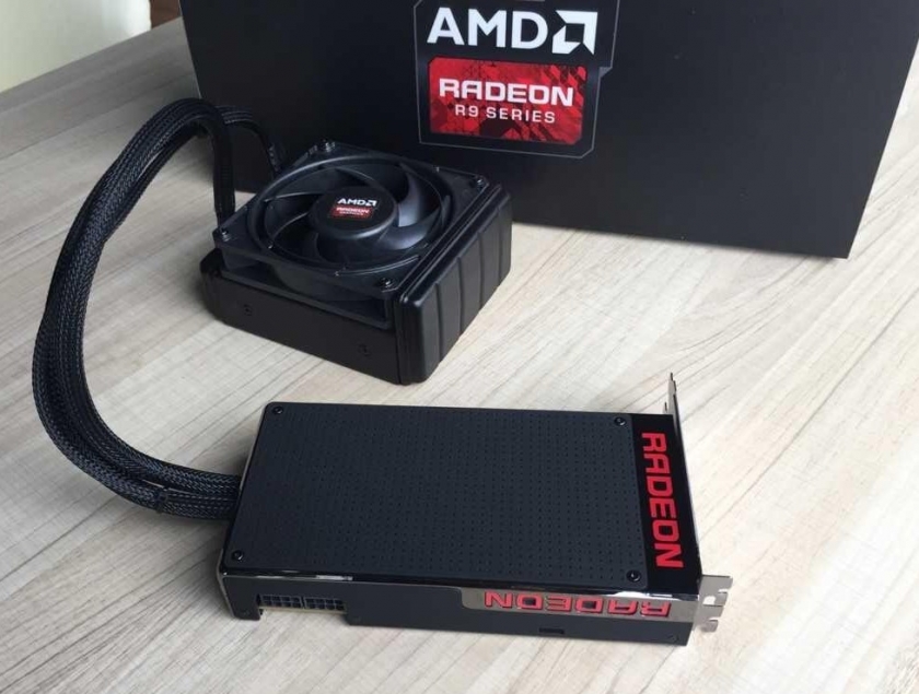 AMD Fury X Foto 2